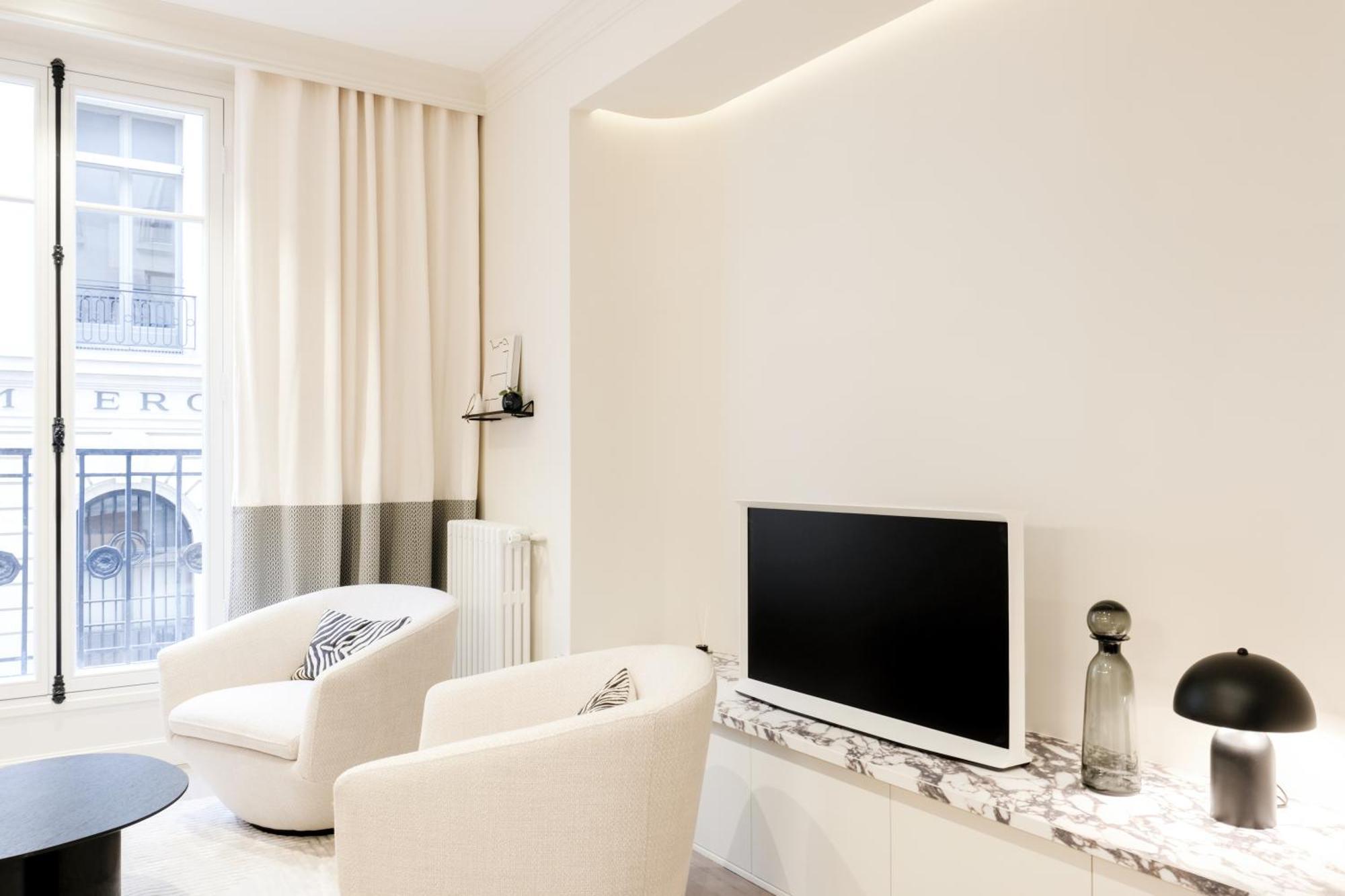 Bel Appartement Au Centre De Parigi Esterno foto